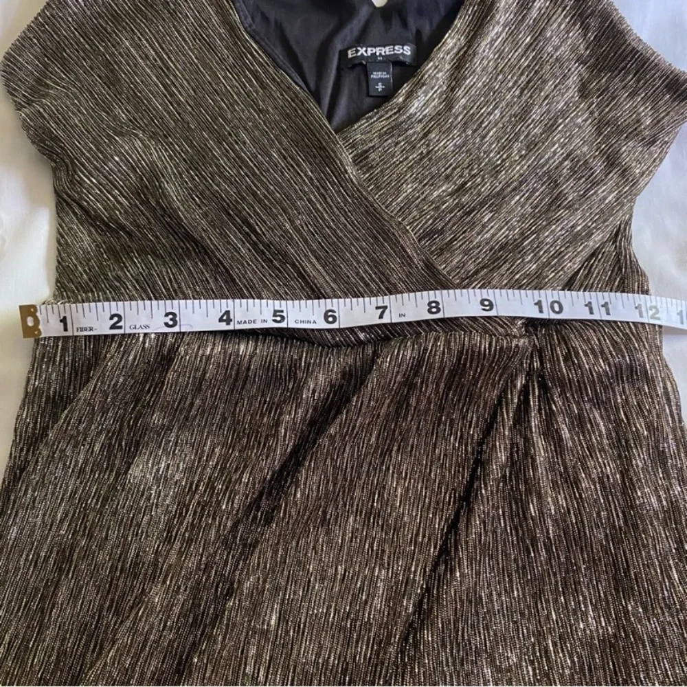 Express Shimmer Mini black and gold V Neck layered party dress Size S - Picture 9 of 9